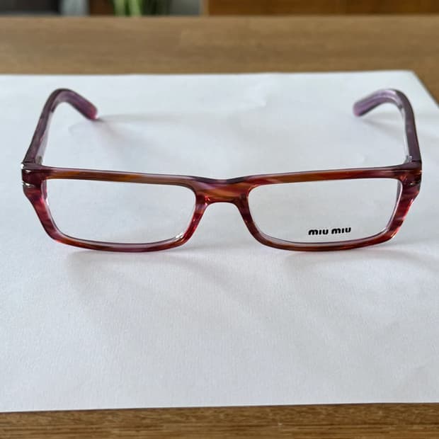미우미우 안경