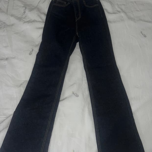 보세부츠컷바지+델리센트 카라반팔티 싸게 팔아요