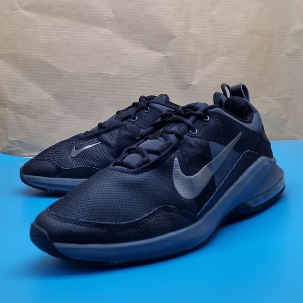 나이키 에어맥스 알파트레이너 운동화285.