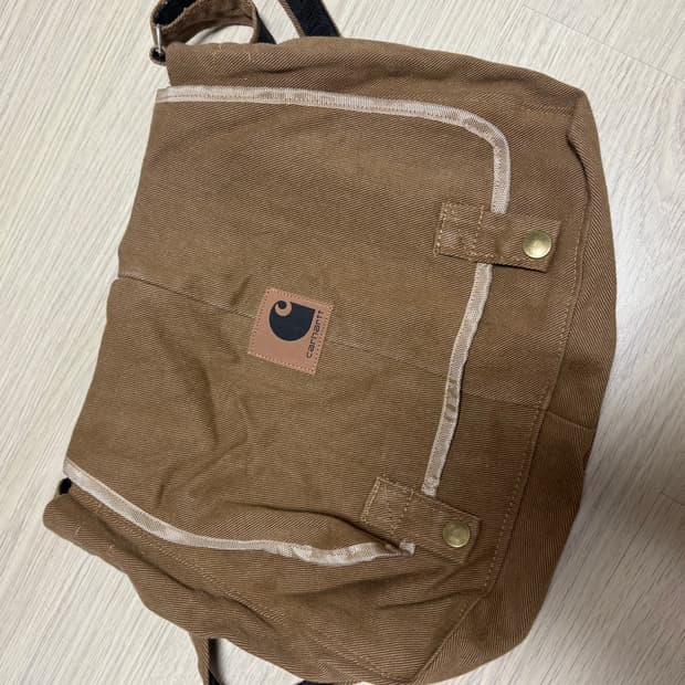 칼하트 브라운 크로스백