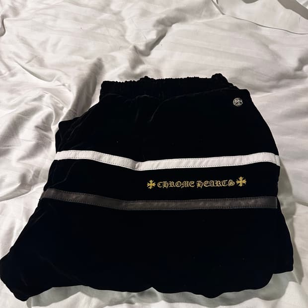 [XL]크롬하츠 벨벳 자수 트레이닝팬츠