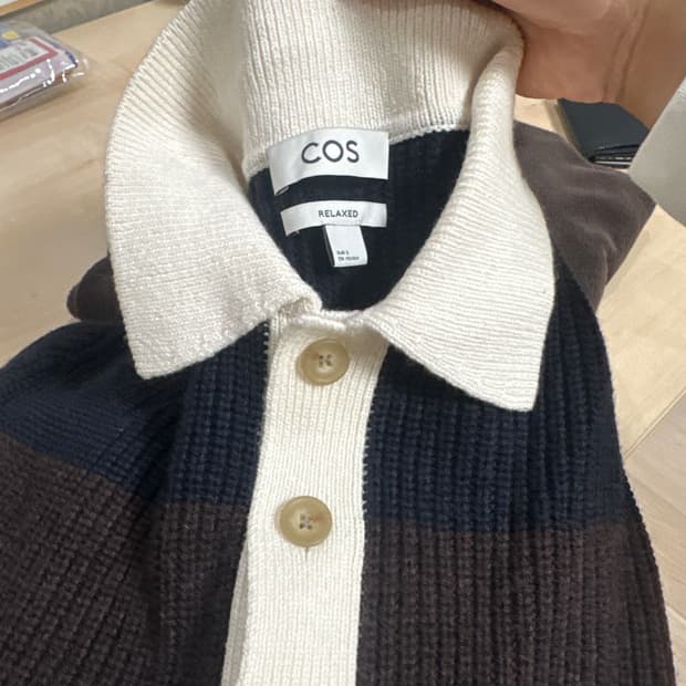 Cos 릴렉스드 핏 니트 셔츠