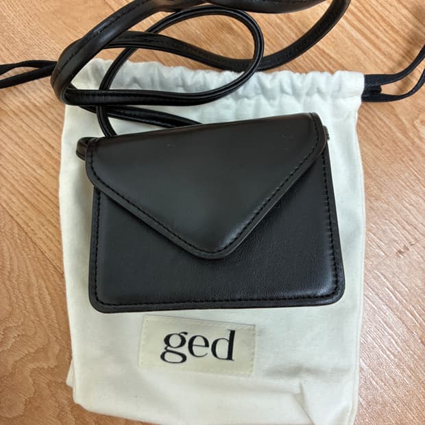 샵게드 ged 미니 가죽 가방