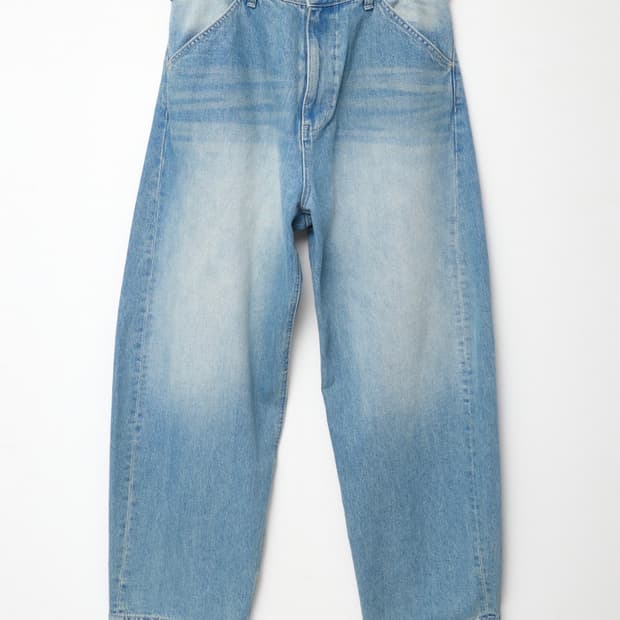 [3] 해칭룸 커브진 블리치드 블루