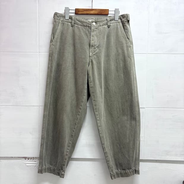 amoupre 아모프레 테이퍼드 데님 팬츠 