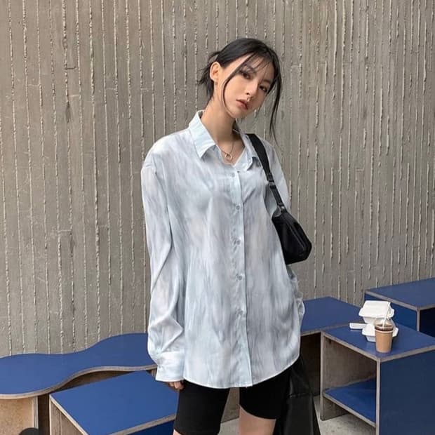 블랙업 타이다이 셔츠 노제 착용