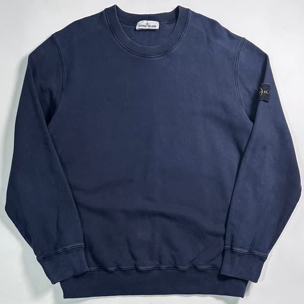 스톤아일랜드 와펜 맨투맨