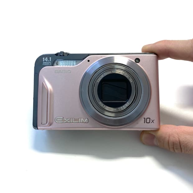 카시오 엑슬림 EX-H15 디지털 카메라