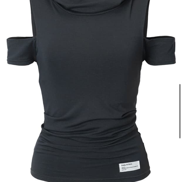 이네기 후디 탑 챠콜