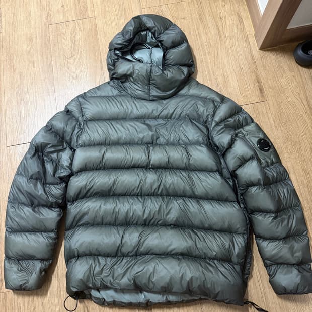 CP컴퍼니 DD쉘 디디쉘 아노락 패딩 L 그레이