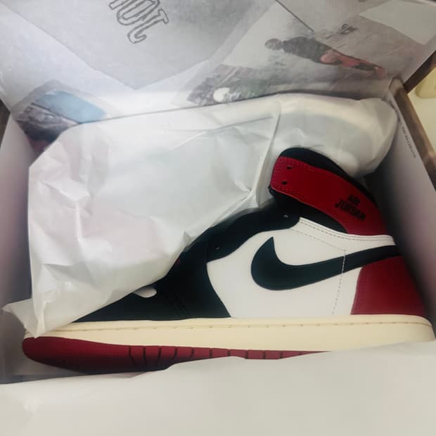 조던1 하이 블랙토 260