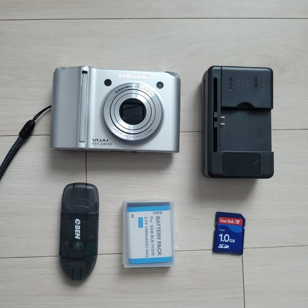 삼성 VLUU NV24 디지털카메라