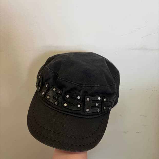 N67. 디젤 빈티지 Y2K 가죽로고 캡 모자