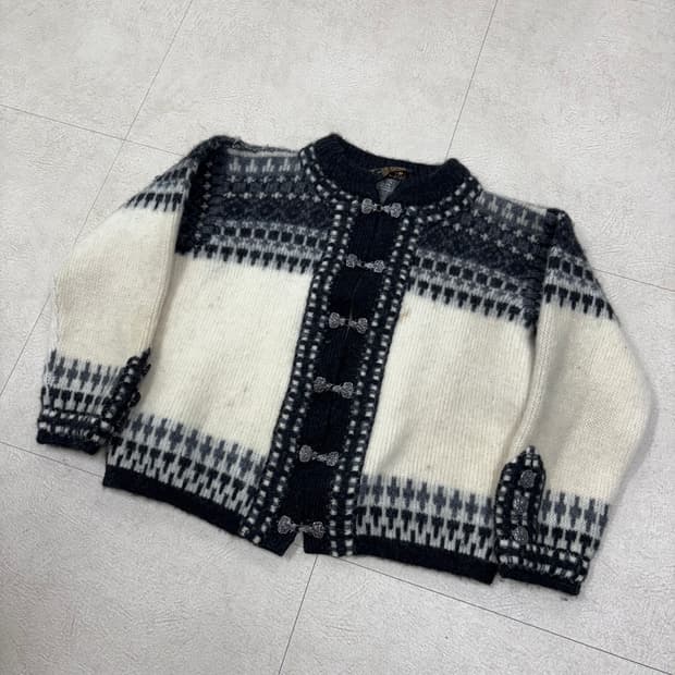 노르웨이 빈티지 노르딕 패턴 가디건