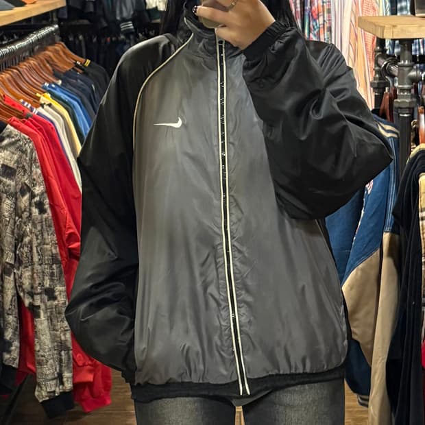 [HI] 나이키 바람막이 블랙&그레이 배색