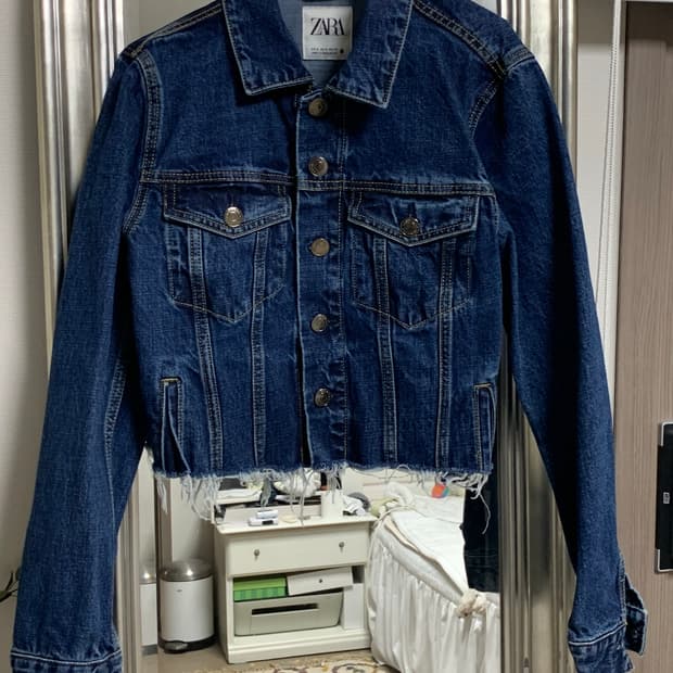 Zara 크롭 데님 데미지 자켓 S