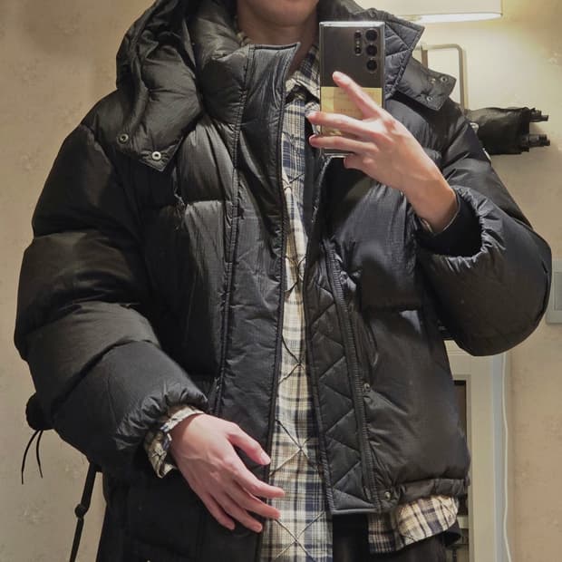 벨리에 크로스라인 후디드 구스 다운 패딩 립스탑 블랙 