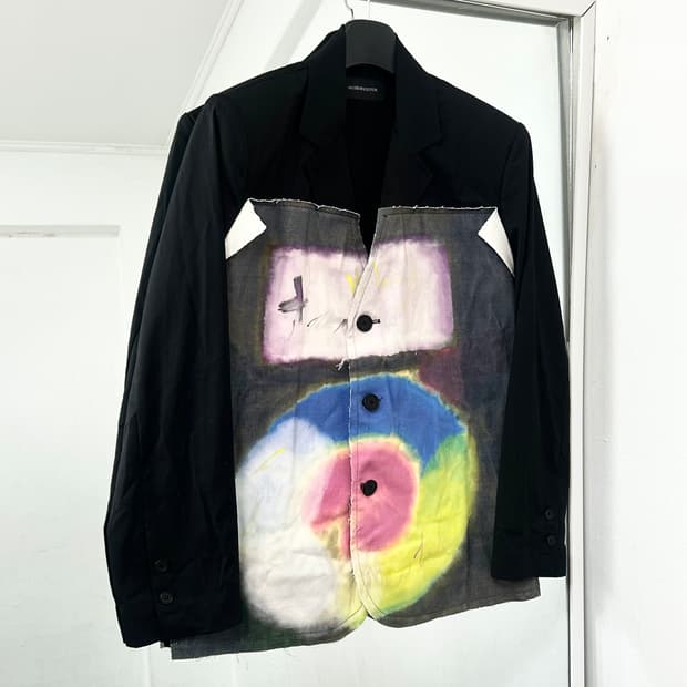 더뮤지엄비지터 22FW 그래픽 블레이저 자켓