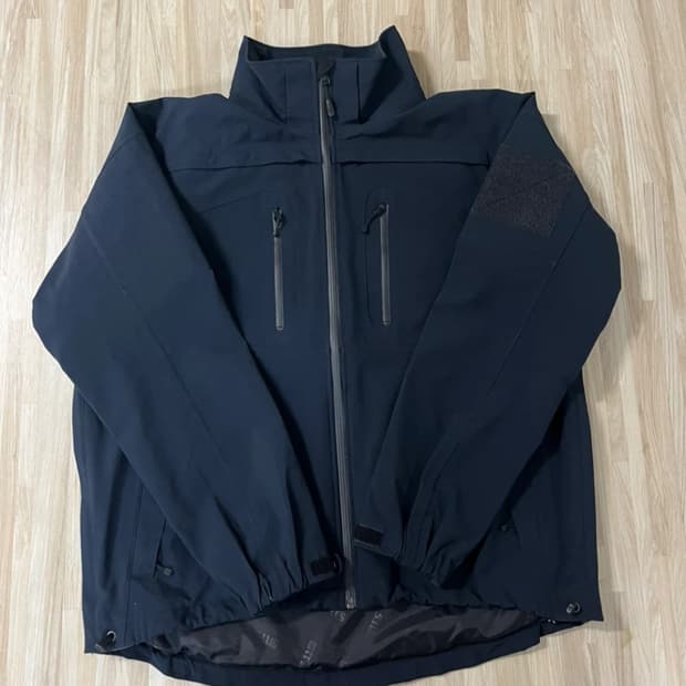 5.11 택티컬 사브레 소프트쉘 자켓 2.0 L