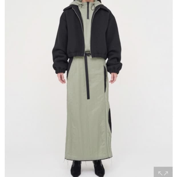 마뗑킴 트위드 숏 점퍼 블랙