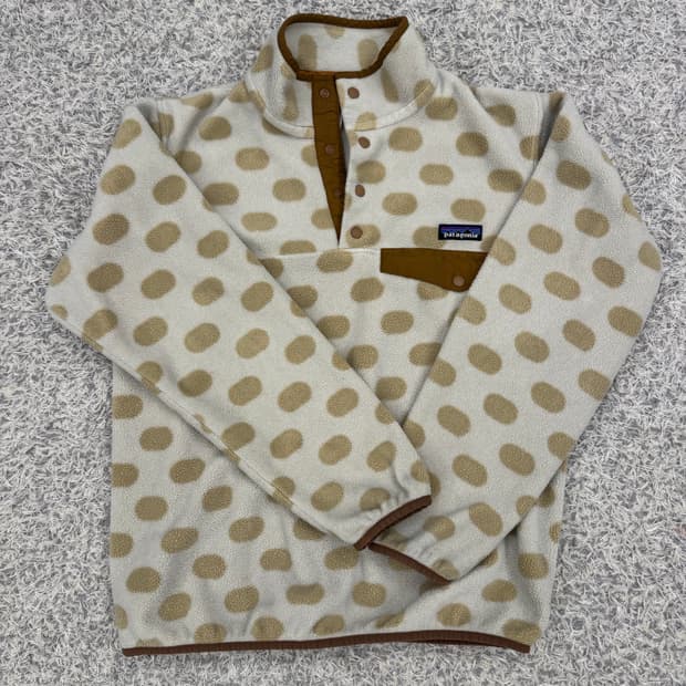파타고니아 신칠라 도트 M