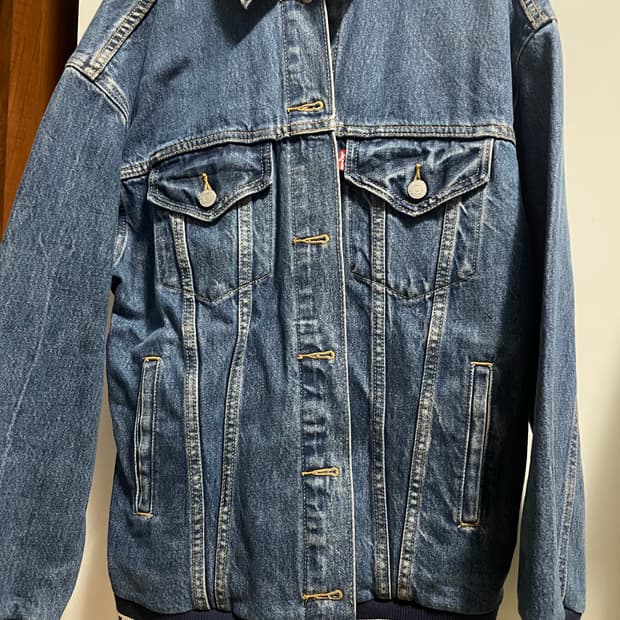 리바이스 데님 트러커 자켓 xs 사이즈