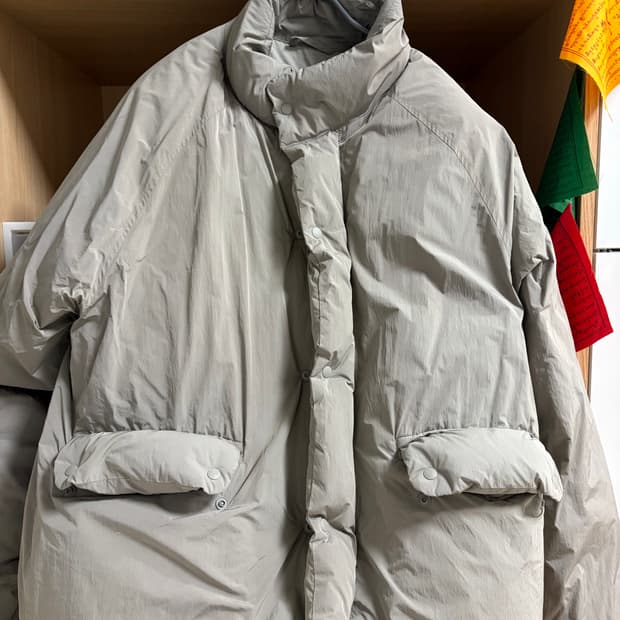 토마스모어 시티 숏 다운 패딩