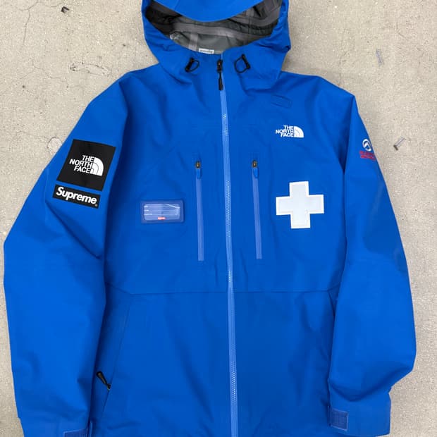 supreme x north face rescue summit 자켓