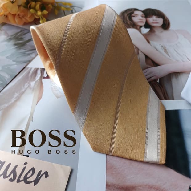 휴고보스 실크 옐로 스트라이프 넥타이 9.2cm A등급 A18806
