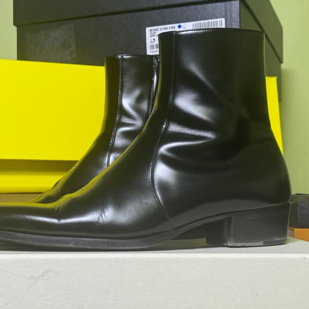 생로랑 로만 42사이즈