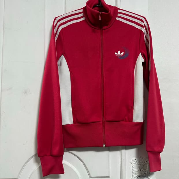 아디다스 모스크바 트랙탑