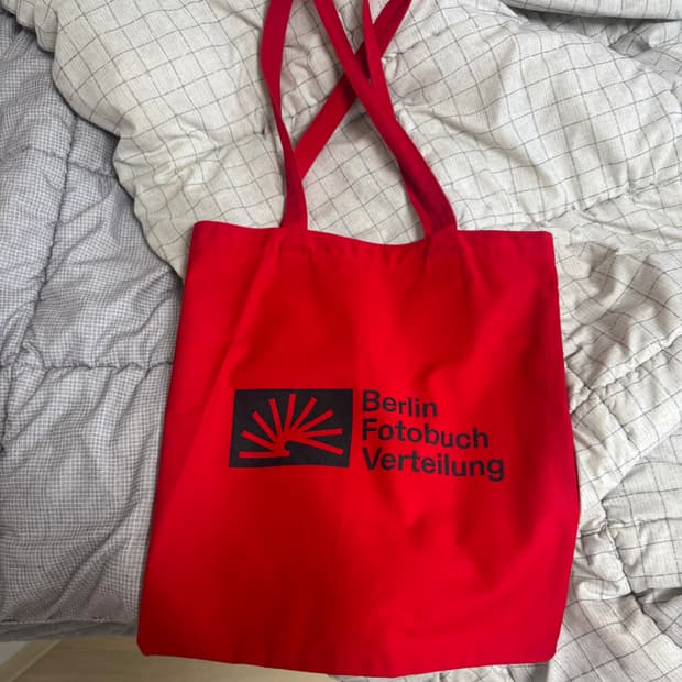 베를린포토북디스트리뷰션 002 BAG (RED)