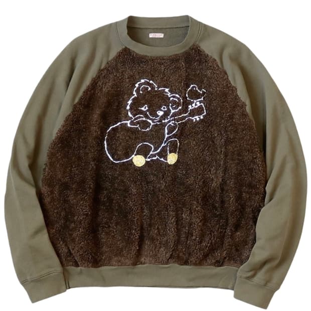 캐피탈 플리스x퍼 그리즐리 스웨트 카키 3사이즈 팔아요