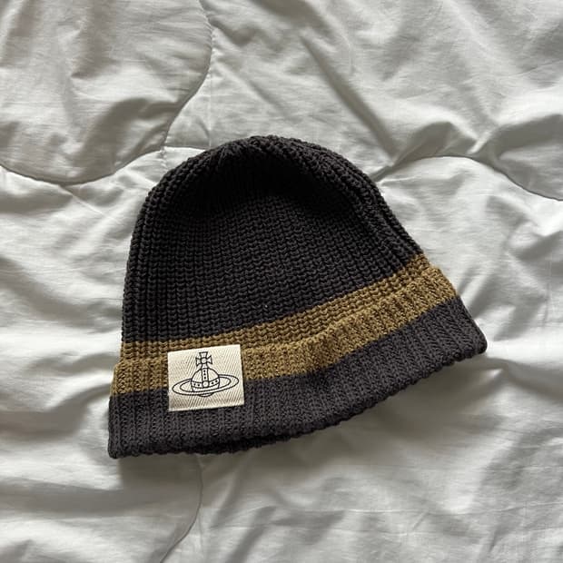 비비안웨스트우드 비니 모자