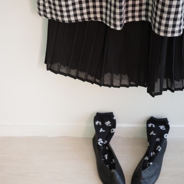 COMME CA ISM
• 블랙 주름 스커트