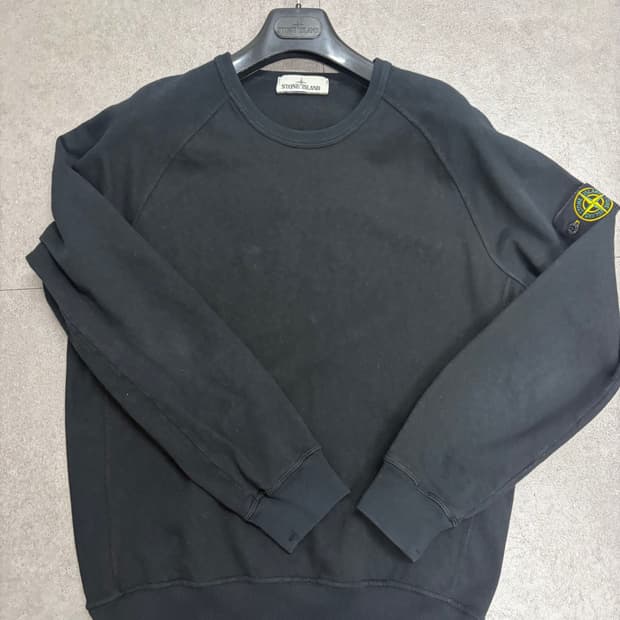 스톤아일랜드 맨투맨 L