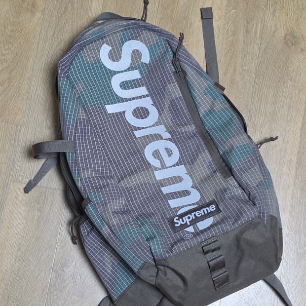 슈프림 24ss 백팩 우드랜드 카모