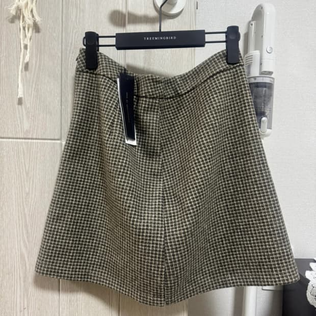 육육걸즈 핸드메이드 체크 울스커트