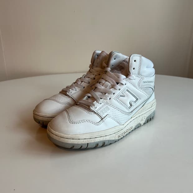 뉴발란스 650 하이탑 스니커즈