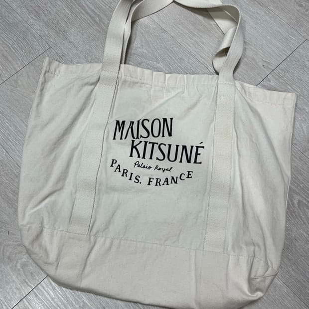 메종키츠네 에코백