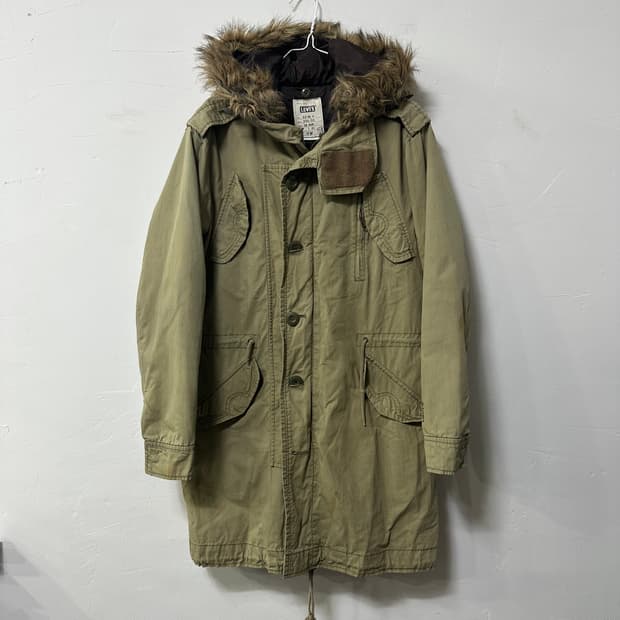 (M) 리바이스 카키 야상 후드 롱 피시테빈