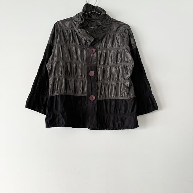 Glossy gradient queen jacket