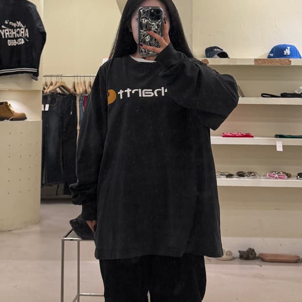 칼하트 시그니처 로고 롱슬리브 U1258