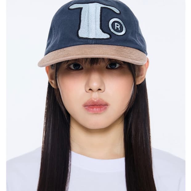 더콜디스트모먼트 TCM mush cap 판매합니다.