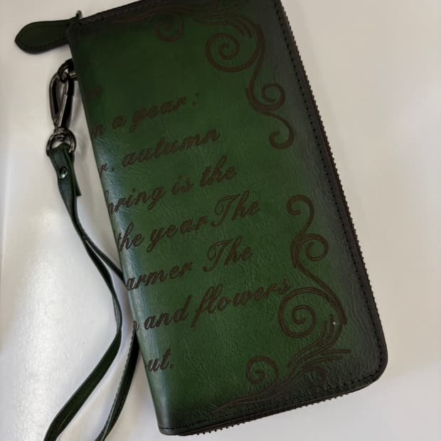 파티나레더지갑