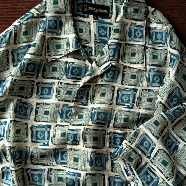 Sheer fabric patterned H/S shirt