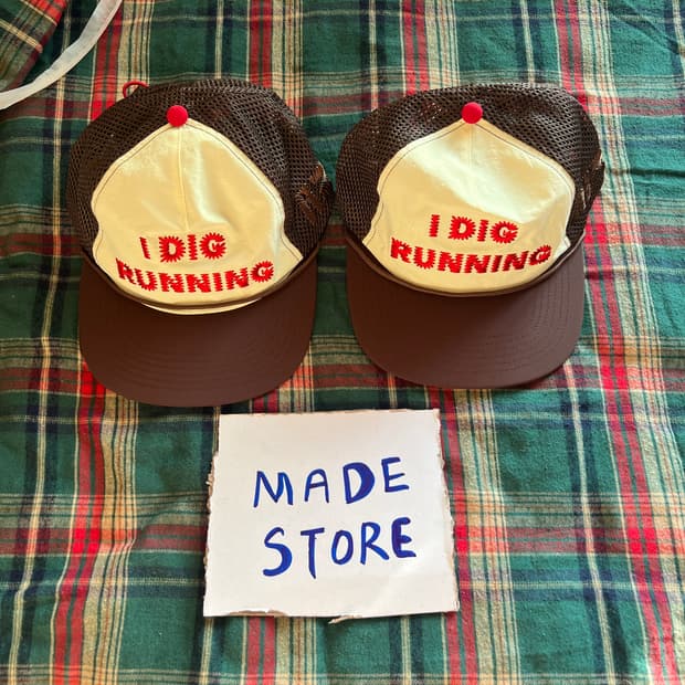 알렉스조노 아이디그러닝 트러커햇 OG 브라운