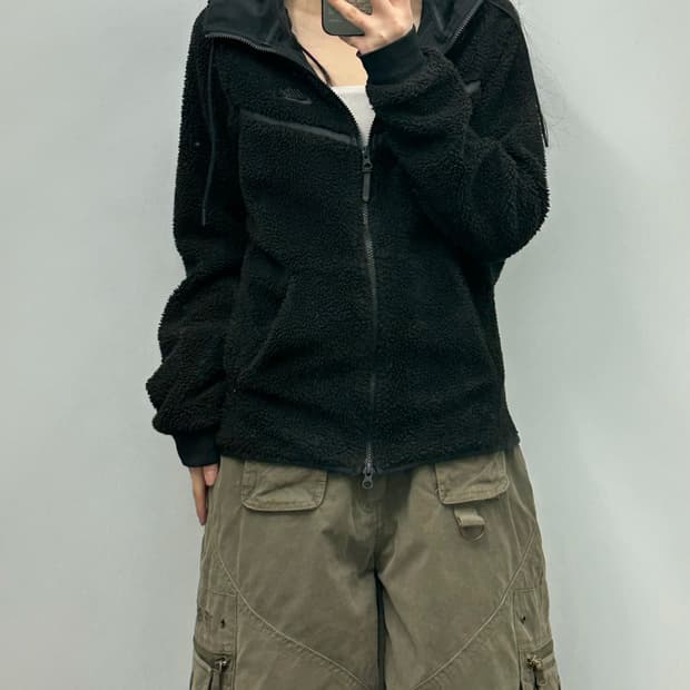 나이키 테크팩 퓨추라 블랙 쉐르파 후드집업 