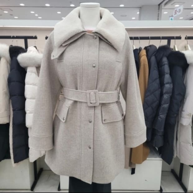 온앤온 코트