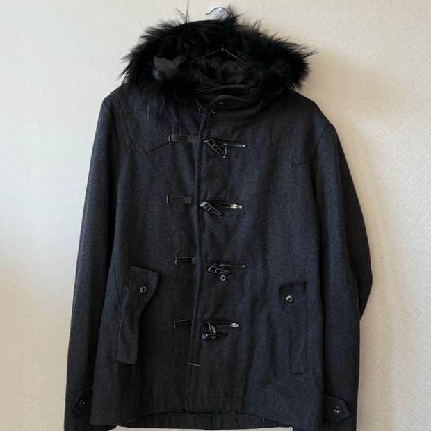 Semantic design fur coat